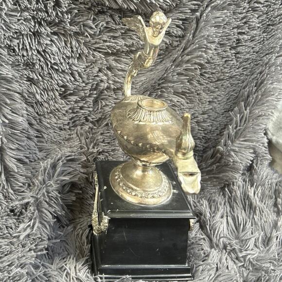 Screen Used Cast Brass Aladdin Genie Lantern Winged Handle Art Nouveau Statue - Picture 5 of 11